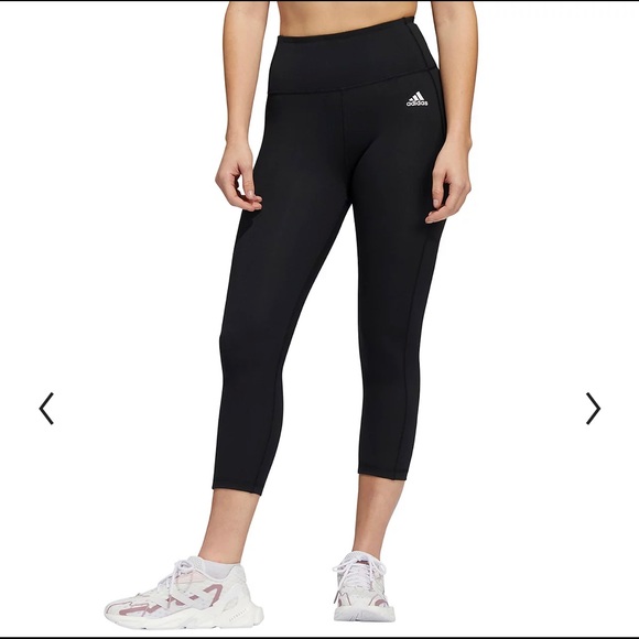 adidas Pants - Adidas Running aeroready yoga capris black medium mesh EUC